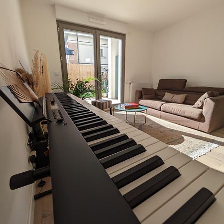 Appartement De Standing Avec Jardin Clamart Luaran gambar