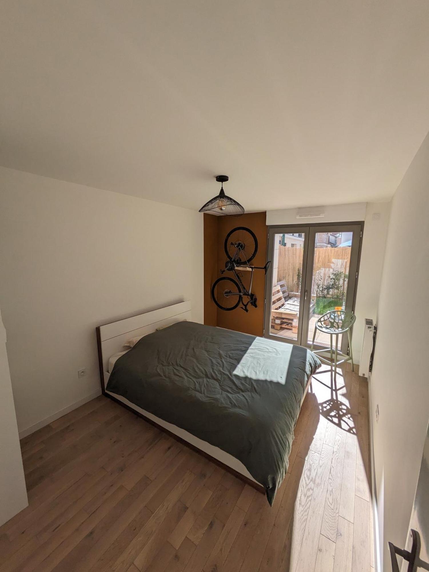 Appartement De Standing Avec Jardin Clamart Luaran gambar